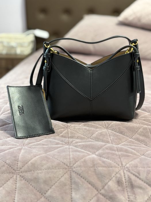 Черна чанта Zara