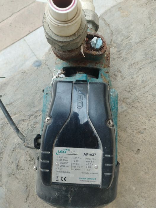 Водяной насос продаётся