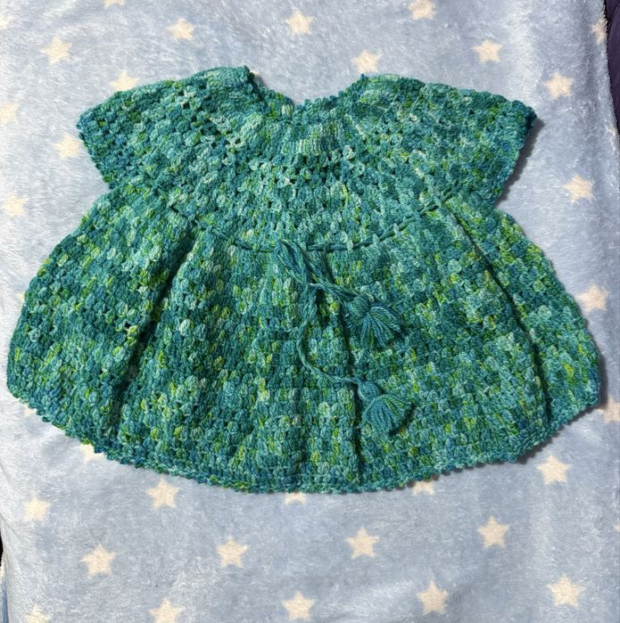 Плетени бебешки рокли