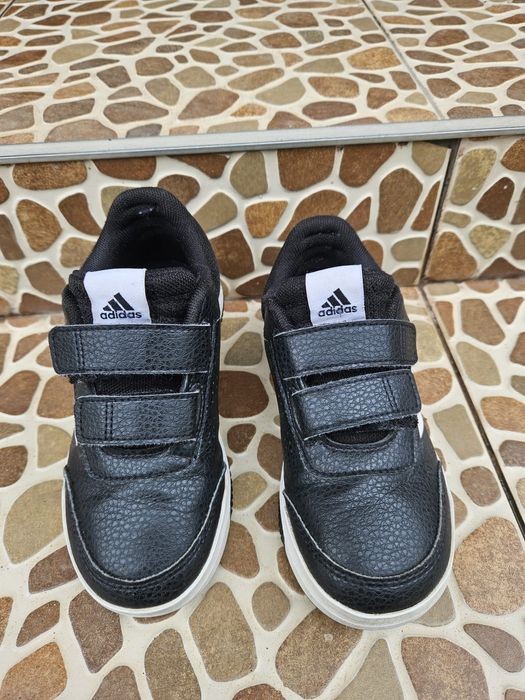 Adidasi pentru băieți Adidas