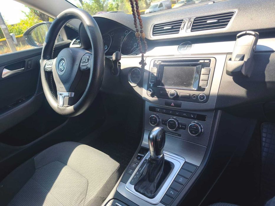 Vând Volkswagen Passat B7, 2.0