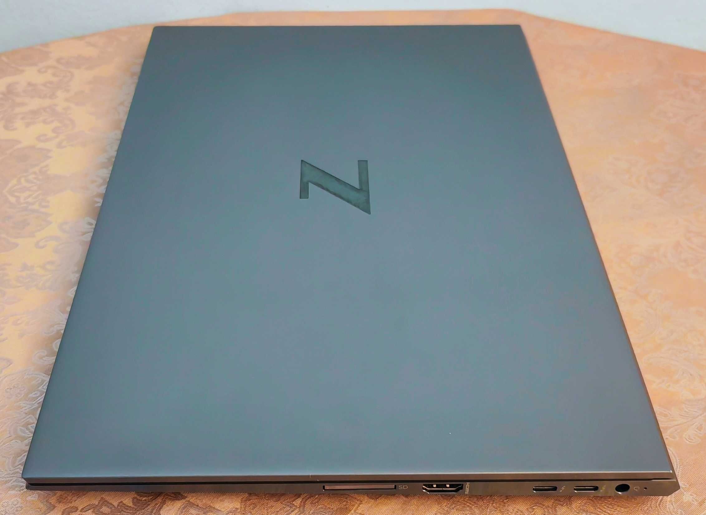 HP ZBook Studio 15 G8/Core i7-11800H/32GB RAM/512GB SSD/Quadro T1200