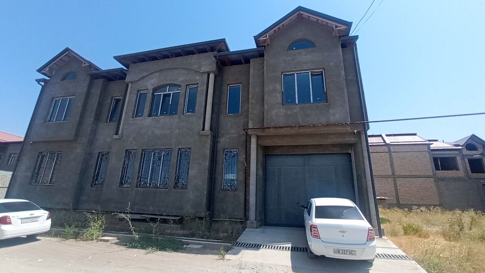 Уста Комил Назиров