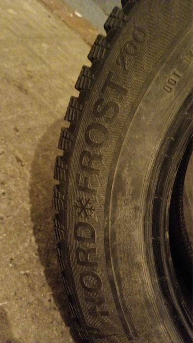Колеса зимние б/у на 16 размер 205/65