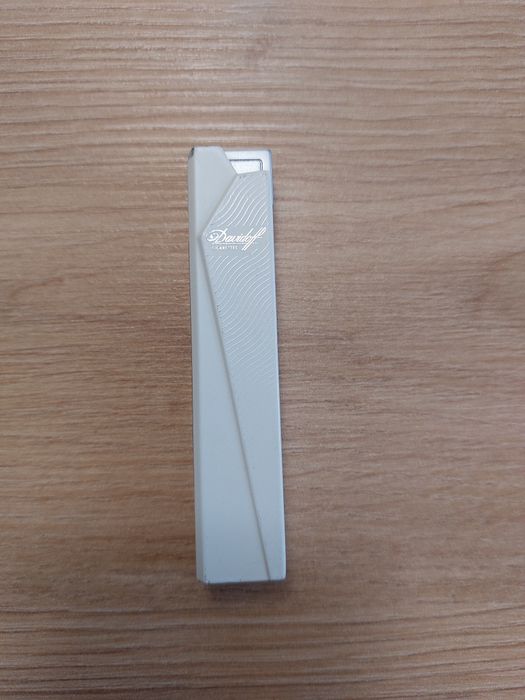 Оригинални колекционерски запалки Davidoff.