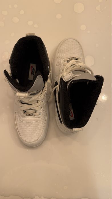 Vand adidasi Nike Lunar Force marimea 43 ieftin