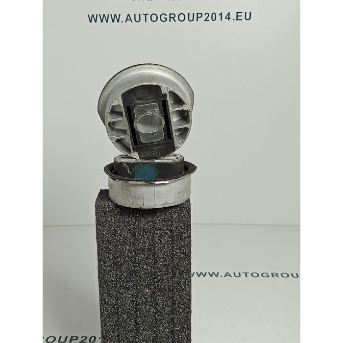 Преден тампон скоростна кутия на audi a8 4d - 4d0399415k