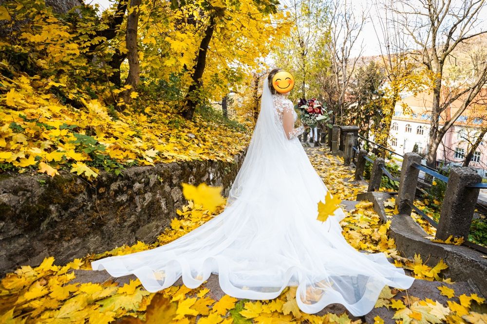 Vând rochie de mireasă