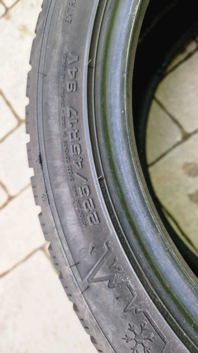 Anvelope iarna 225 45 R 17 Dunlop