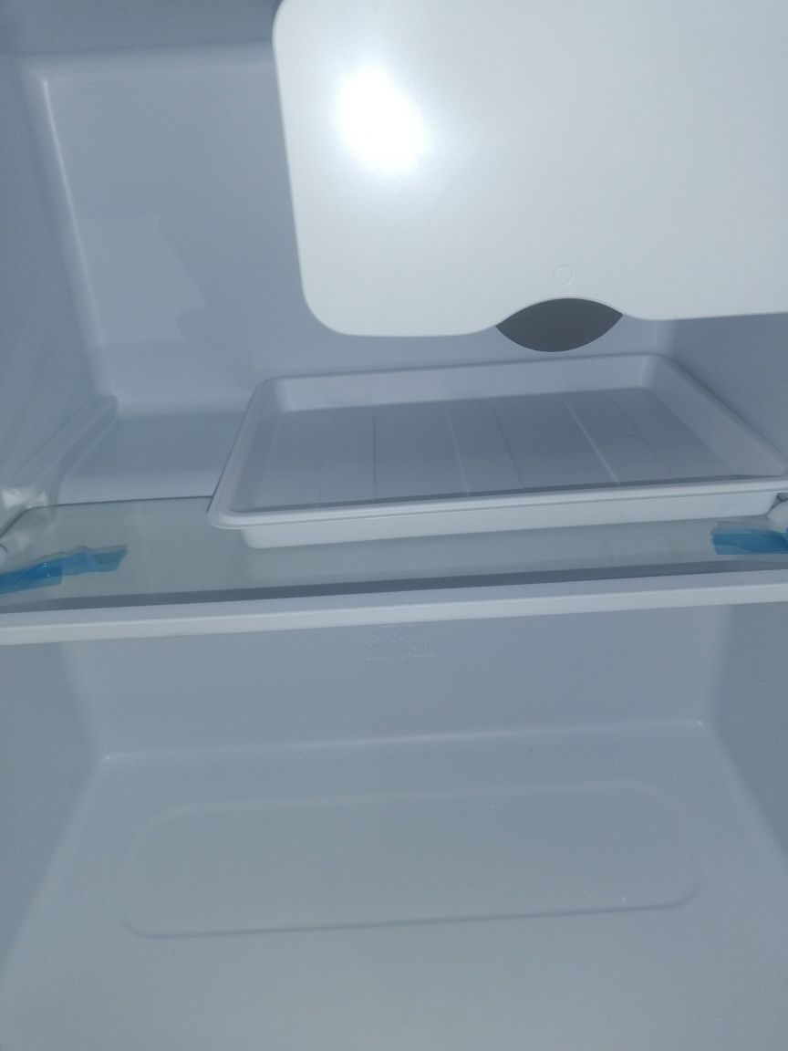 Mini frigider Retro