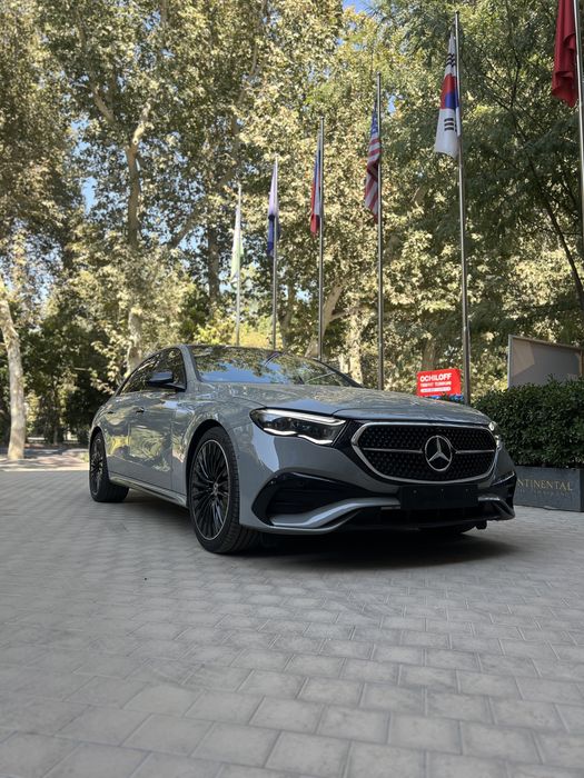 Mercedes-Benz E200 AMG Line  2025год
