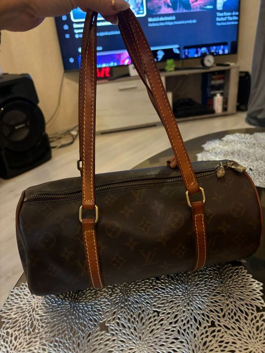 Vand geanta originala Luis Vuitton Papillon