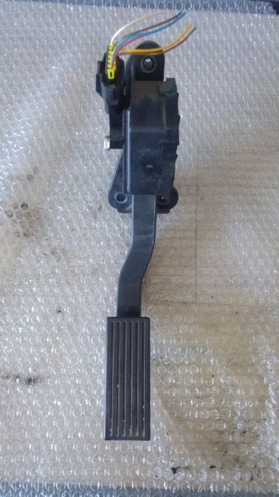 pedala acceleratie hyundai ix20 1.6 crdi d4fb 2014 35190-44501
