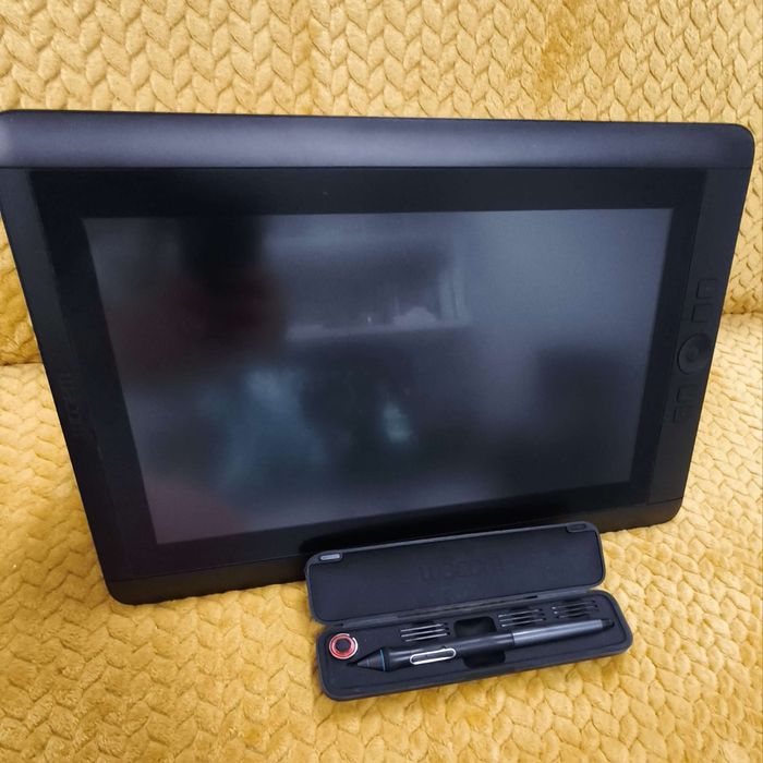 Tableta grafica Wacom Cintiq 13 HD