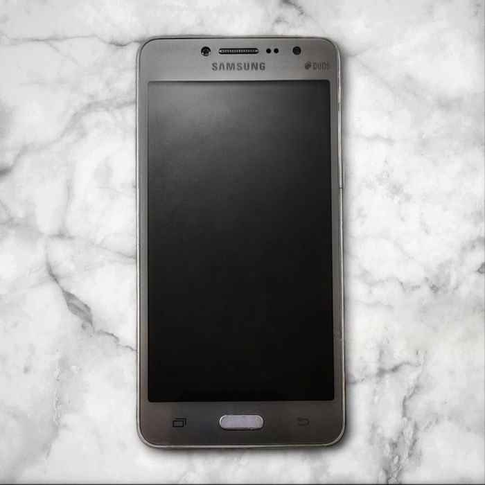 Telefon sotiladi, Galaxy j5. Optom, yaxshi ishlaydi.