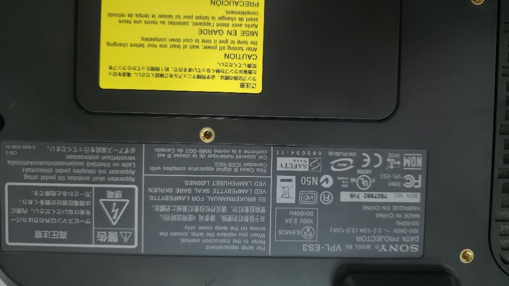 Проектор Epson EB-S31 и Sony VPL-ES3