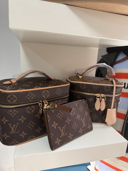 Козметични чанти Louis V.