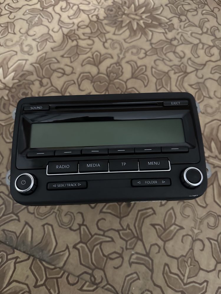 Rcd 310 CD/радио за VW