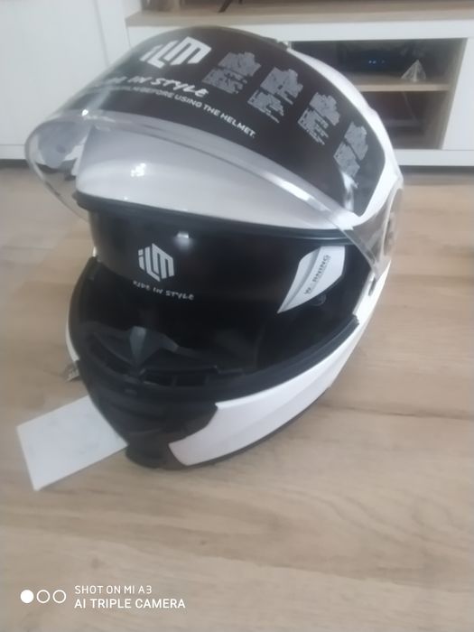 Casca moto flip up