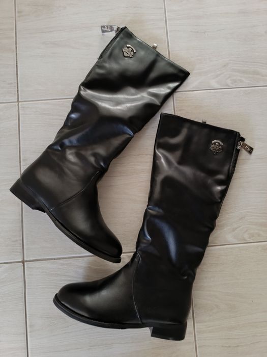 Продам зимние сапоги