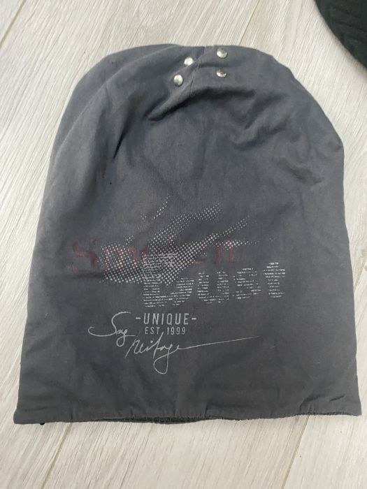 Caciula/ fes iarna nou