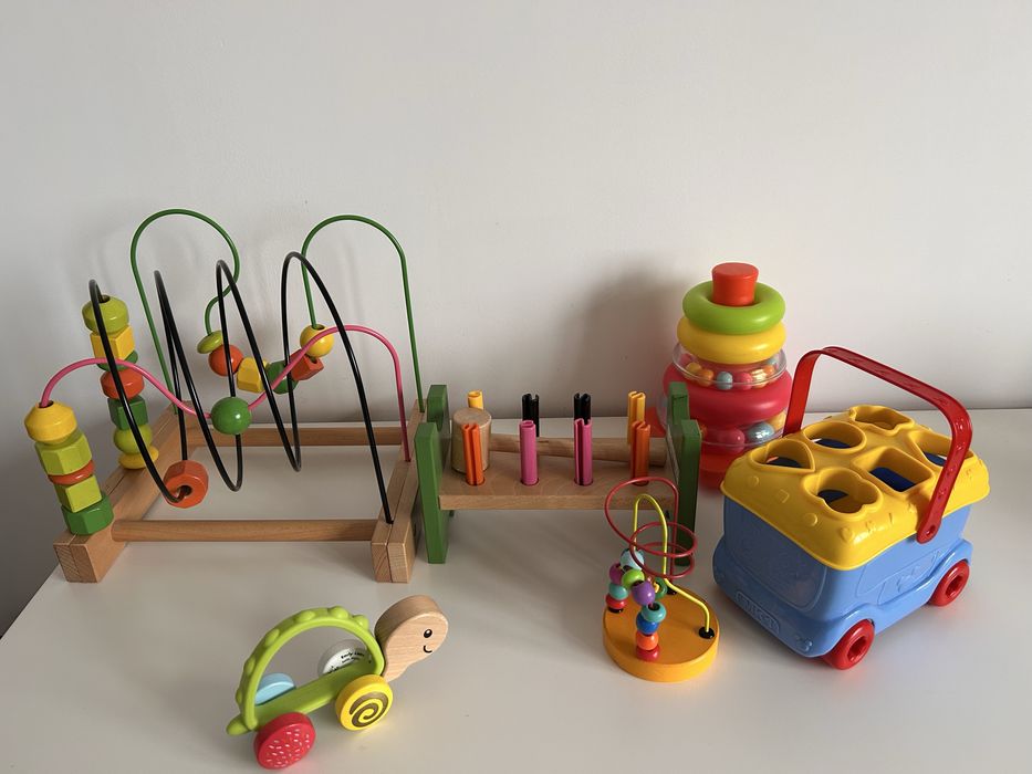 Set jucarii lemn si plastic pentru motricitate