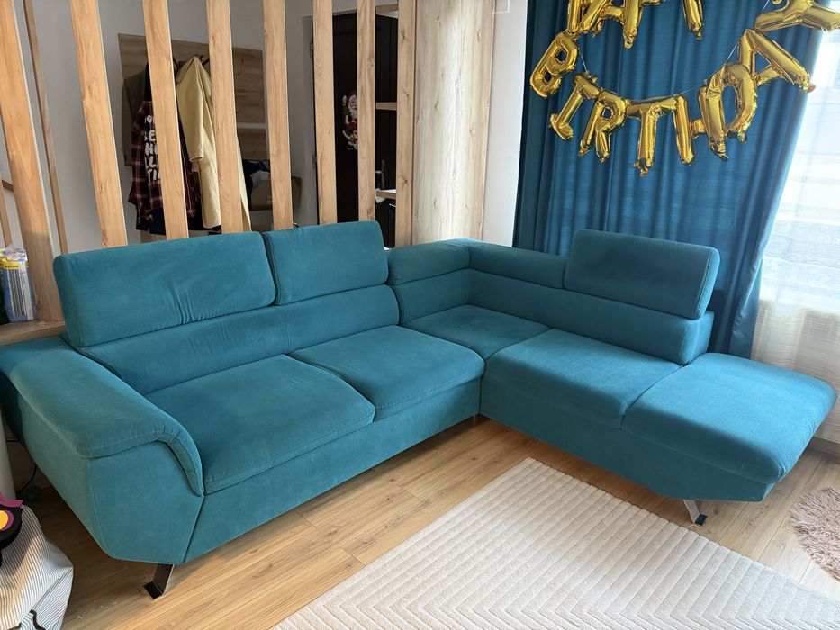 Coltar canapea cu extensie si lada depozitare