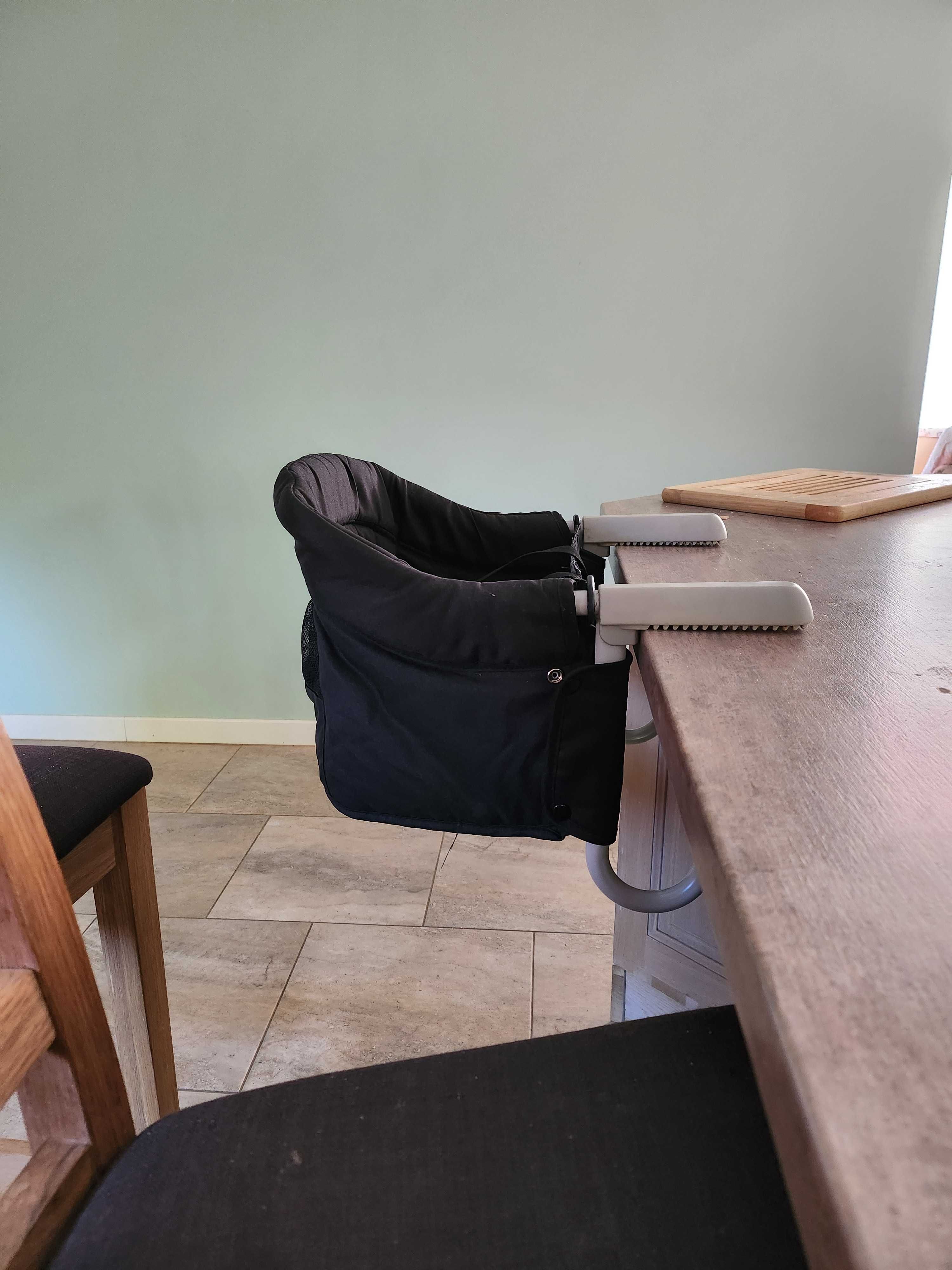 Vand scaun copii portabil cu montaj pe masa