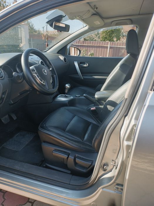 Vind Nissan Qashqai