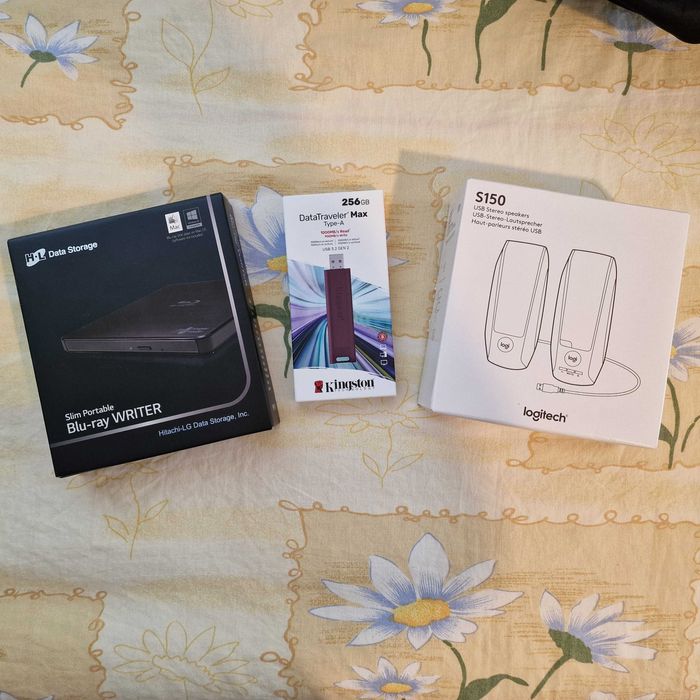 Лаптоп HP Victus 16-d1000nu цвят Mica Silver.