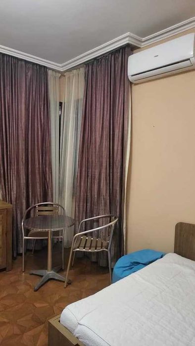 Дава се под наем Тристаен апартамент в Бургас, Възраждане - 86 кв.м за 300 € - Снимка #1