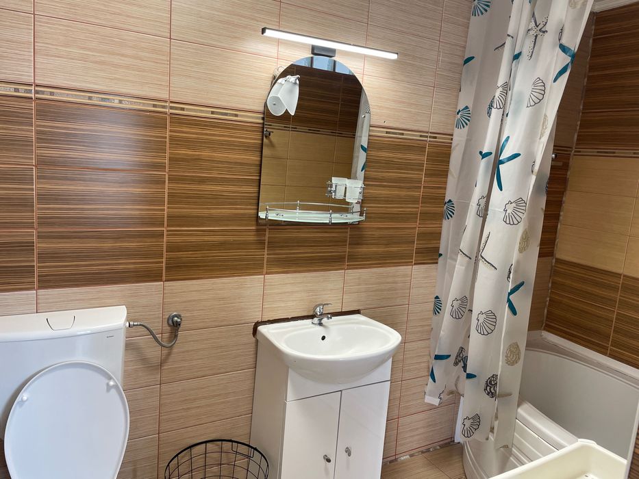 Apartament /mansarda de vânzare zona Vasile Aaron