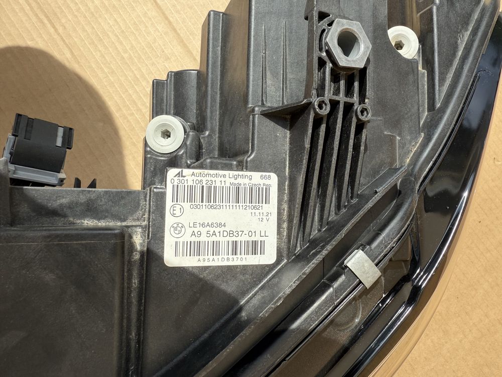 Ляв фар BMW 3 G20/21 | LED
