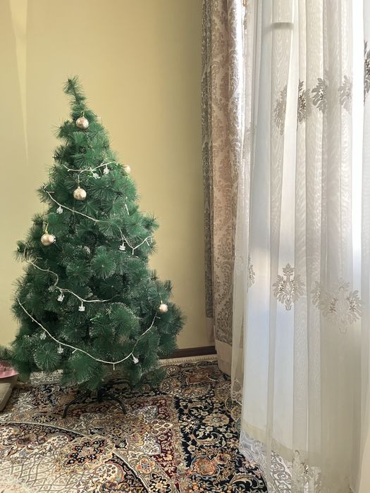 Новогодний ёлка арча