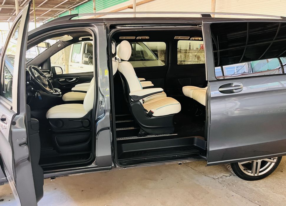 Inchiriez V classe - 7 locuri