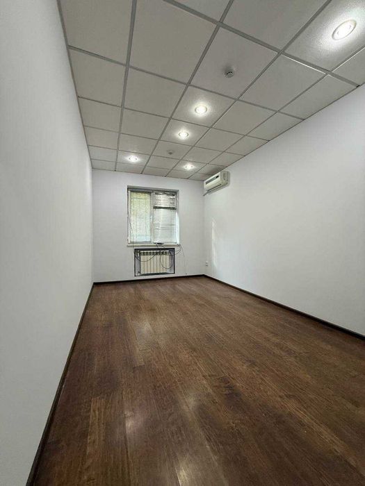 Аренда коммерческого помещения 170 м² Мирабад, ул. Нукус Гламур Бутик