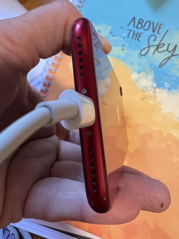 2 броя  iphone SE 2022