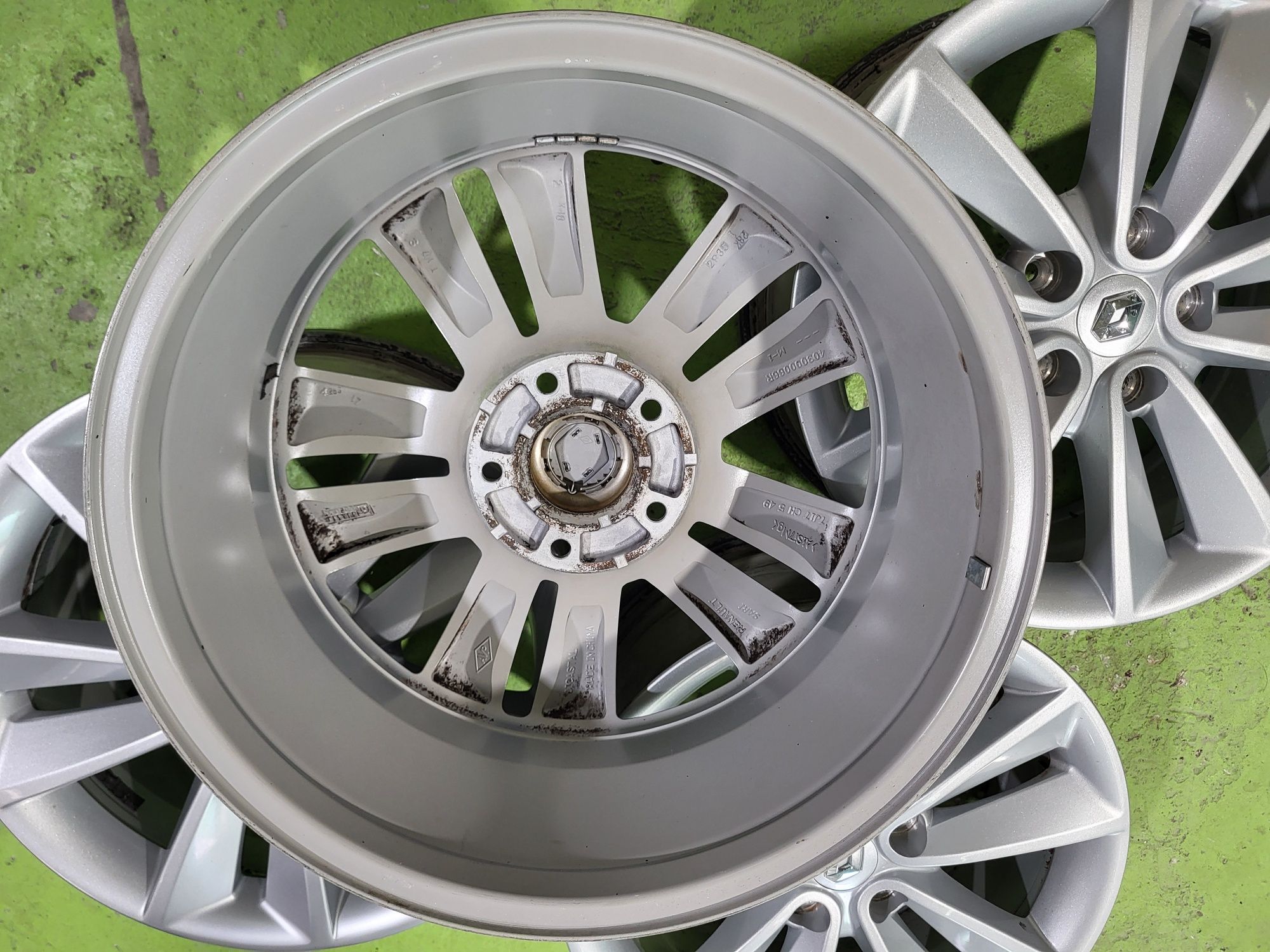 17 5x114.3 Renault лети джанти 5х114.3 рено