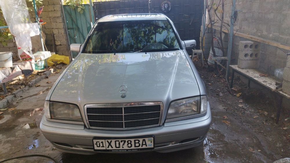 Mercedes Benz W202
