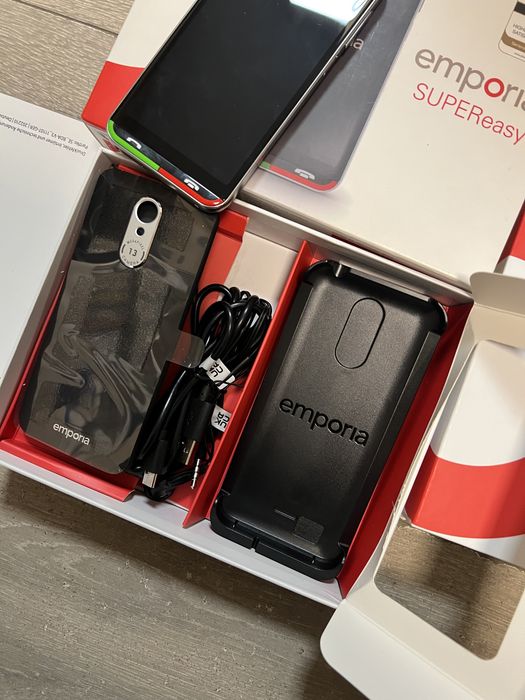 Emporia Supereasy -telefon cu touchscreen pt varstnici