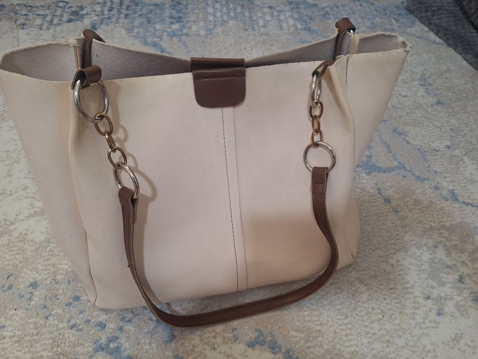 Отдам женские вещи