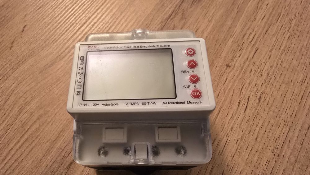 Contor trifazic bidirectional inteligent cu protecție