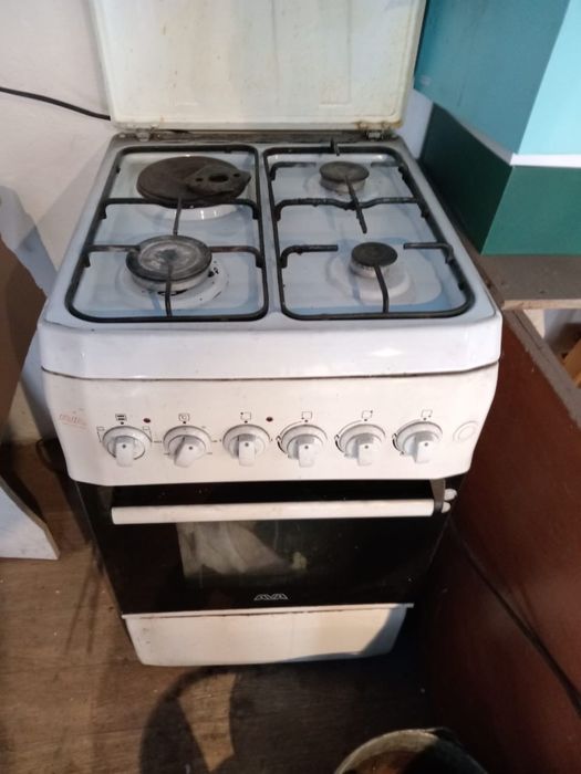 Газ плита продам