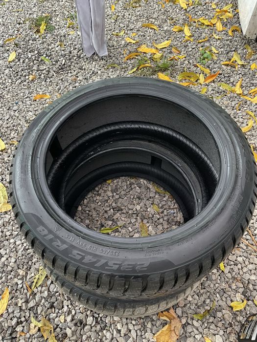 PIRELLI 235/45/18 зимни гуми