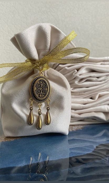 бонбоньерки тойбастар