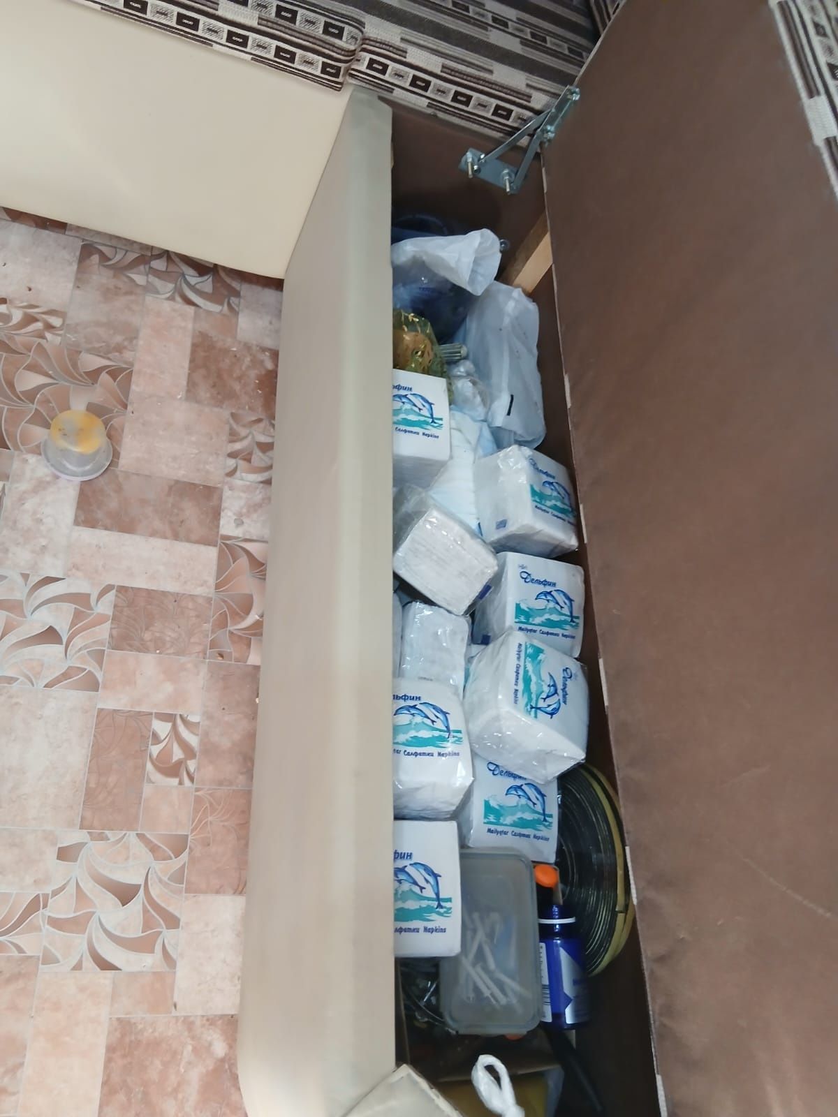 Продам обеденную зону