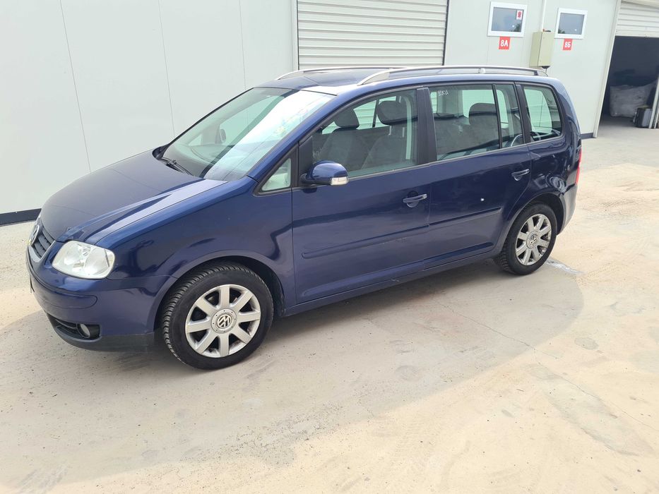 / САМО НА ЧАСТИ / VW Touran 1.9TDI, 105кс код - BKC, ляв волан
