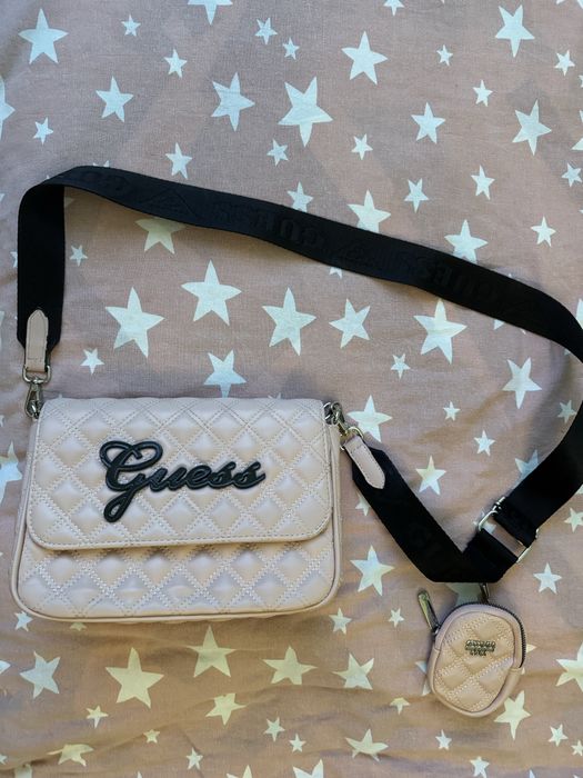 Дамска чанта guess