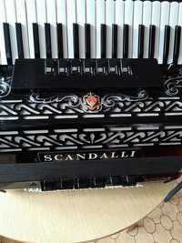 Продавам акордеон Scandalli 120 баса.
