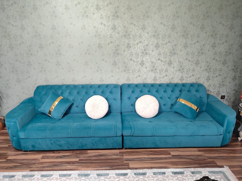 Продам диван, 4 метра